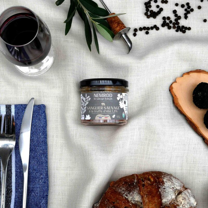 50% Wildschwein- und Schweinswurst